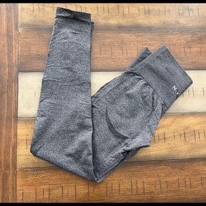 NVGTN contour leggings grey